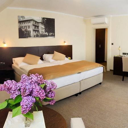 Ensana Pro Patria Hotel Piest'any Exterior photo
