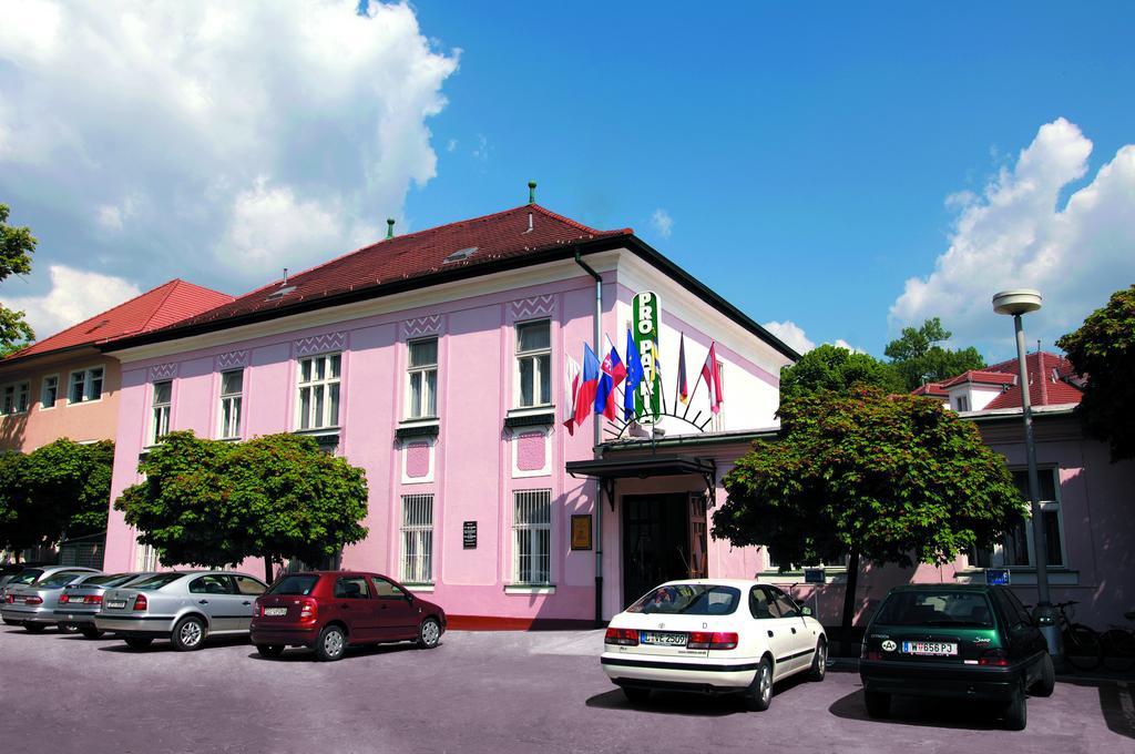Ensana Pro Patria Hotel Piest'any Exterior photo